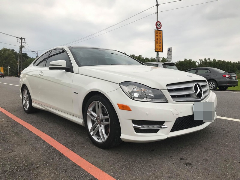 2011 M-Benz 賓士 C-class