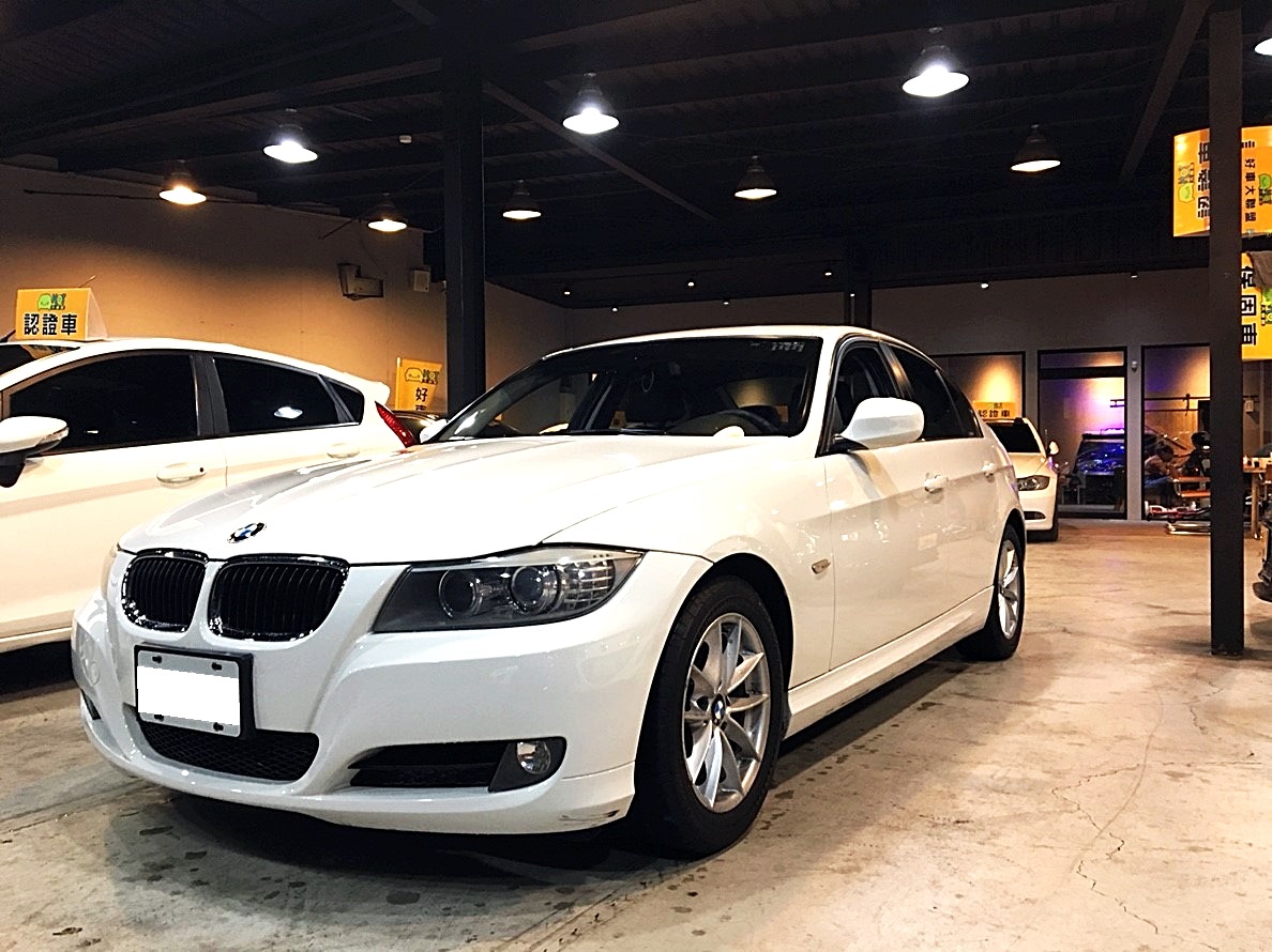 2010 Bmw 3-series sedan