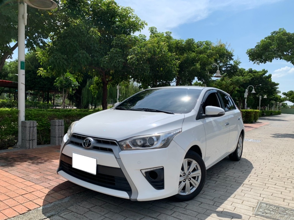 Hot大聯盟 Toyota Yaris 15年toyota 大鴨電折i Key 影音白