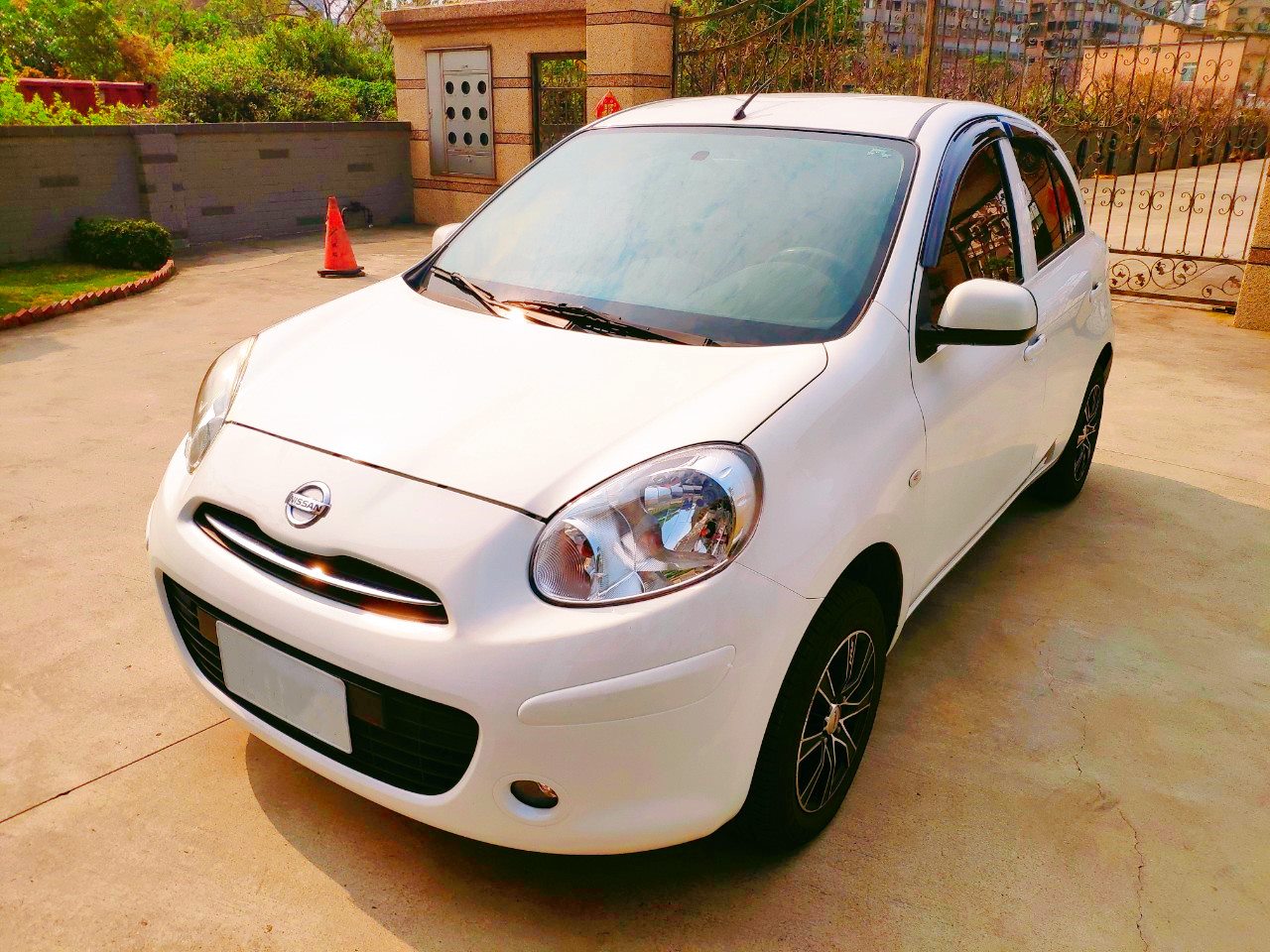 2012 Nissan 日產 March