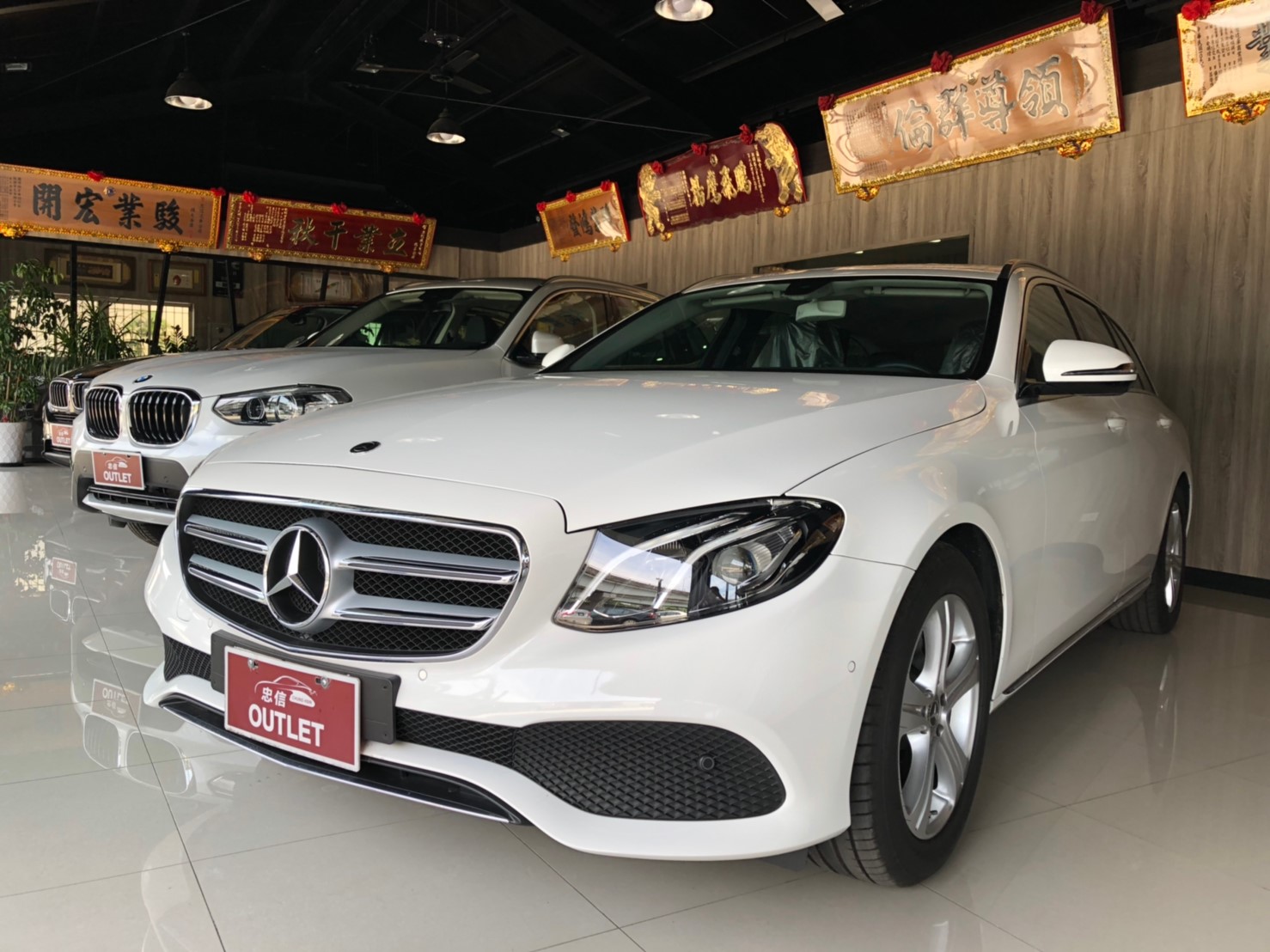 2018 M-benz E-class estate