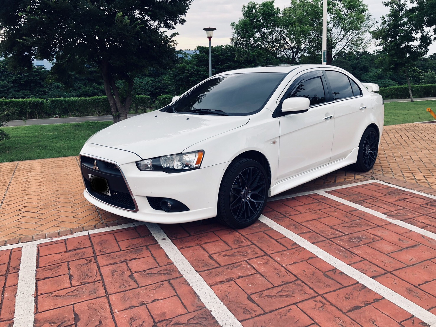 2012 Mitsubishi Lancer io