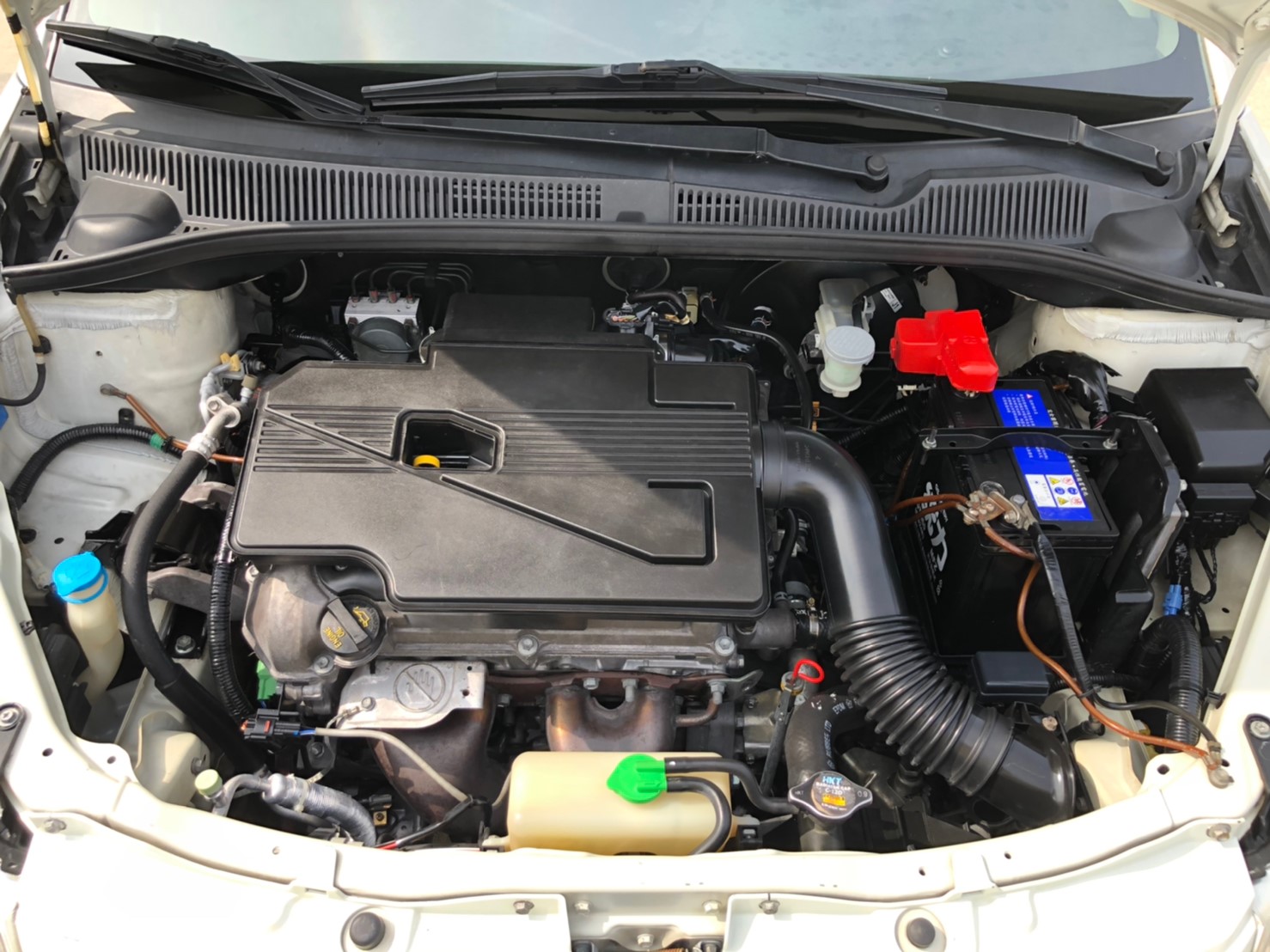 2012 Mitsubishi 三菱 Zinger