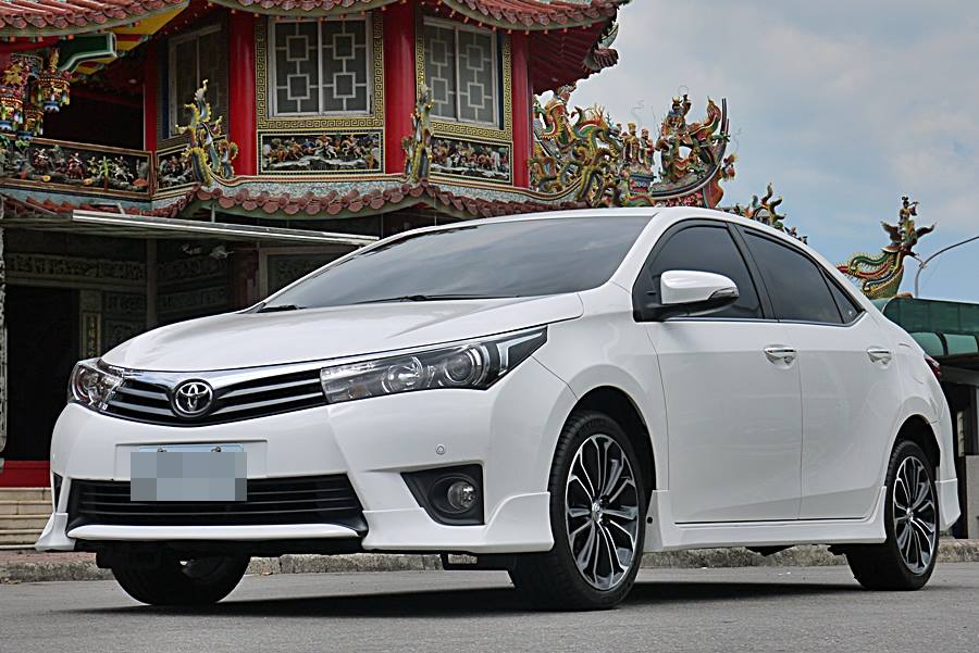 2015 Toyota Corolla altis