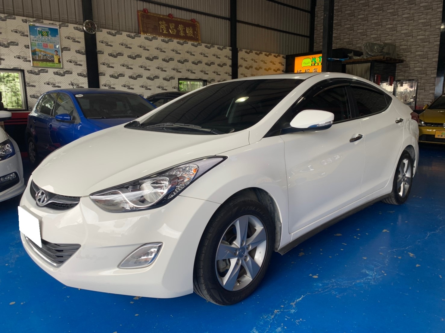 2013 Hyundai 現代 Elantra