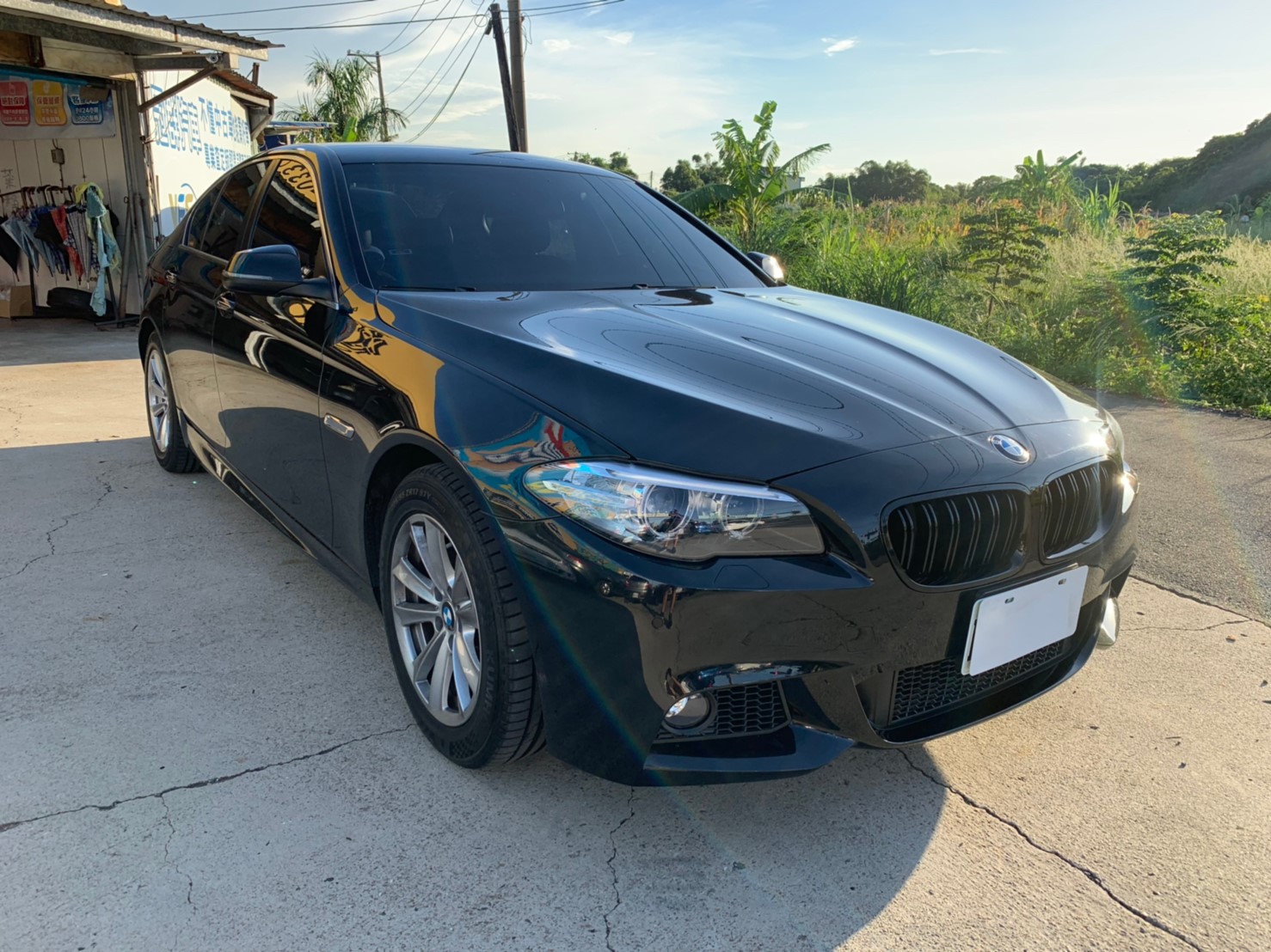 Бмв 520d 2016