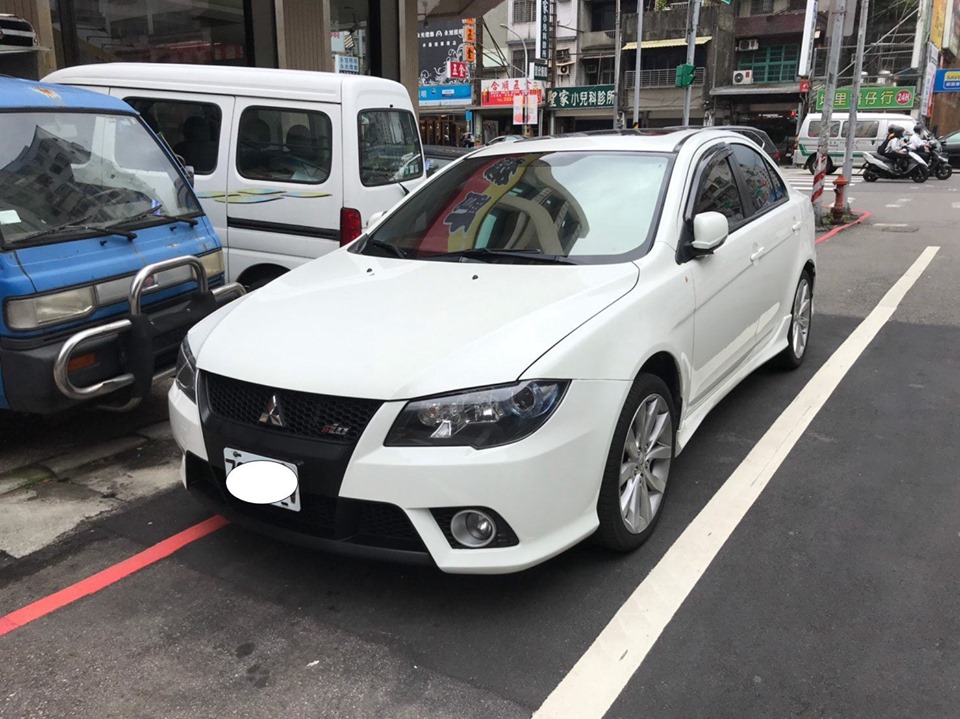 2010 Mitsubishi 三菱 Lancer fortis