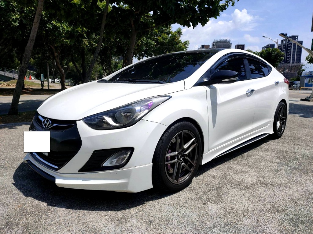 2014 Hyundai 現代 Elantra