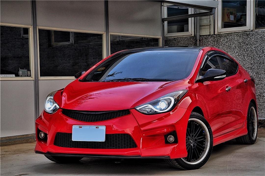 2013 Hyundai 現代 Elantra