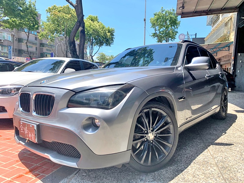 2011 BMW 寶馬 X1