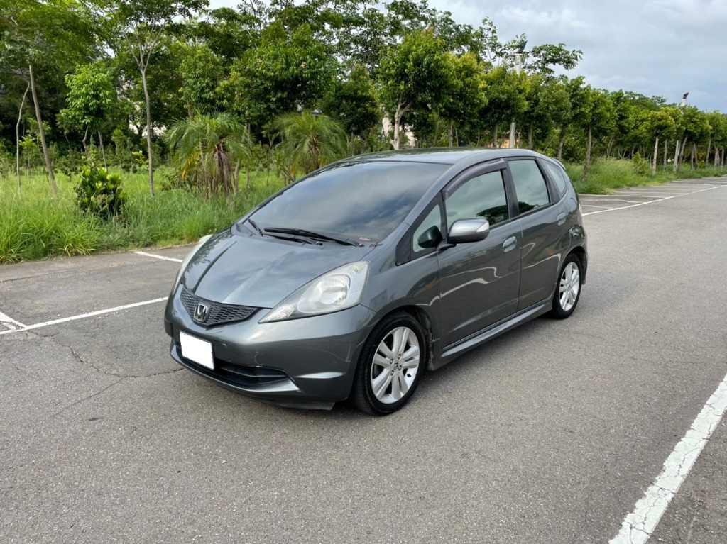 Hot大聯盟中古車 車商簡介