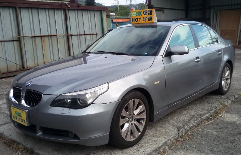 2005 Bmw 5-series sedan