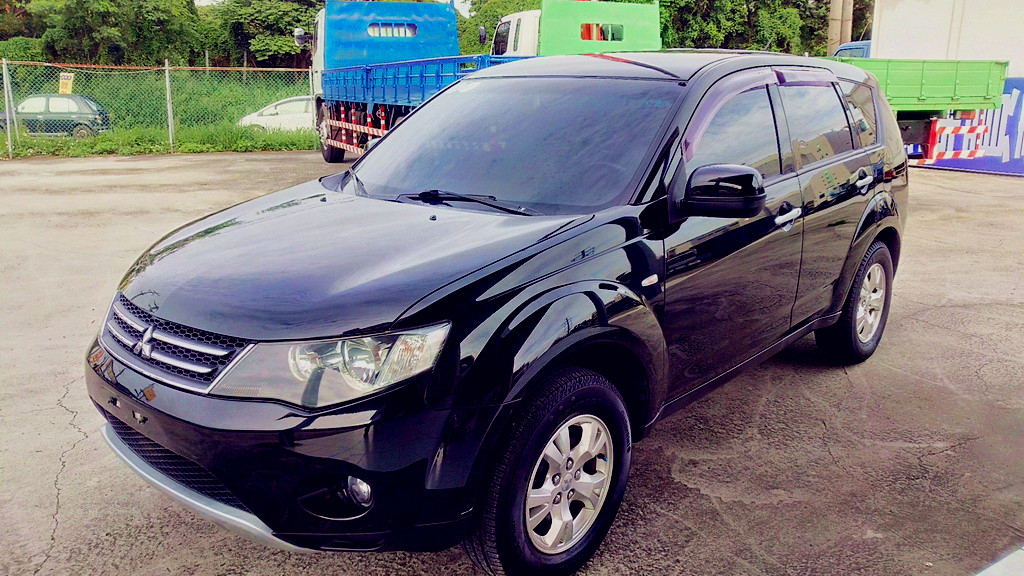 2009 Mitsubishi 三菱 Outlander