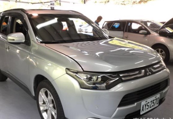 2015 Mitsubishi 三菱 Outlander