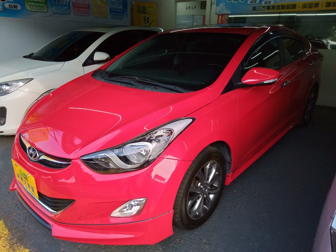 2012 Hyundai 現代 Elantra