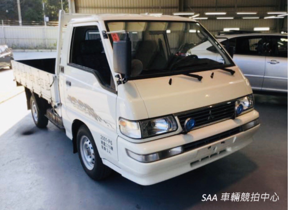 2012 Mitsubishi 三菱 商用車