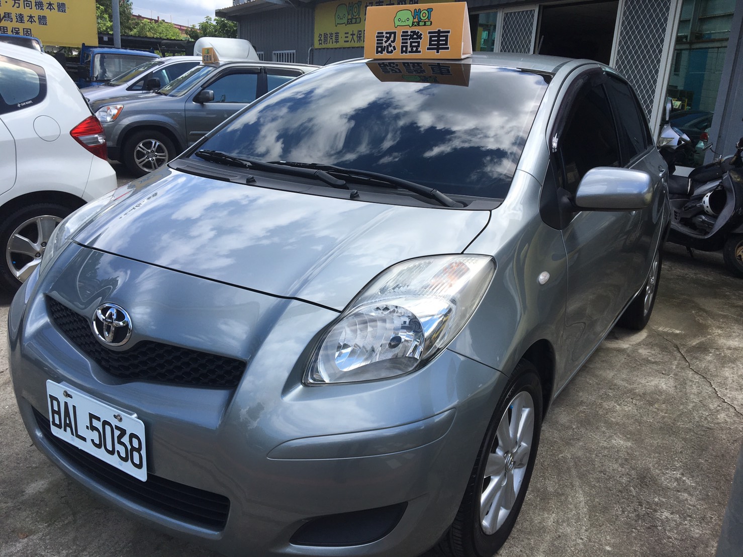 2013 Toyota 豐田 Yaris
