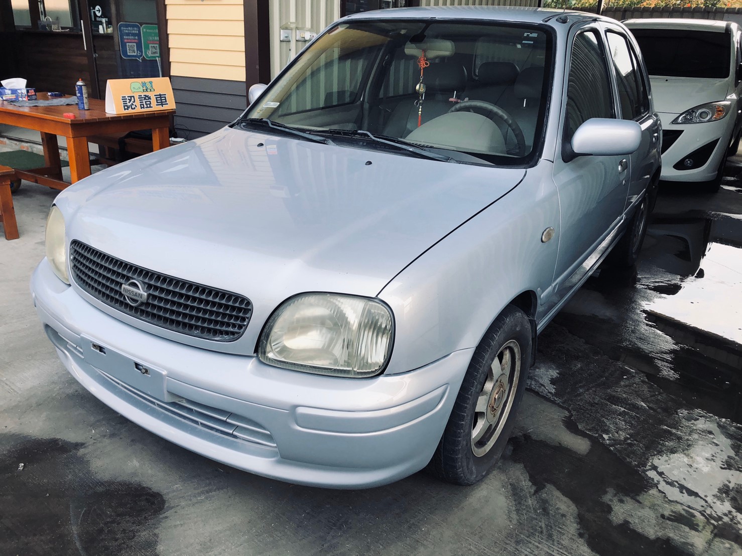2004 Nissan 日產 March