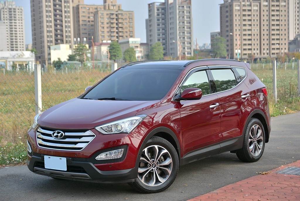 2014 Hyundai 現代 Santa fe