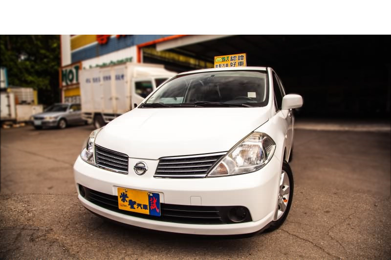 2015 Nissan Tiida