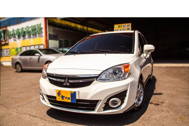 2015 Mitsubishi 三菱 Colt plus