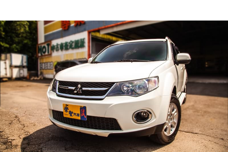 2012 Mitsubishi 三菱 Outlander