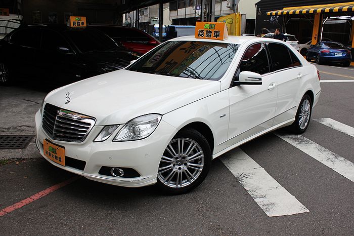2009 M-benz E-class