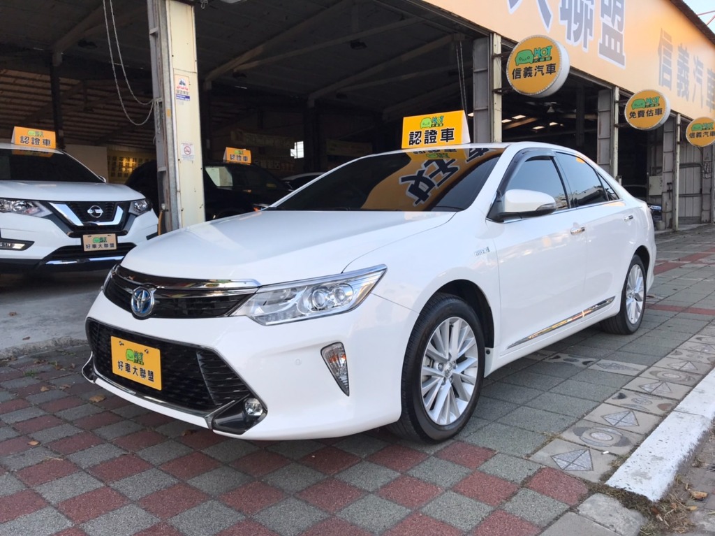 Hot大聯盟 Toyota Camry Hybrid 冠美麗尊爵超低里程 盲點 車道偏離警示 I Key 保證實車實價實圖 絕無欺騙