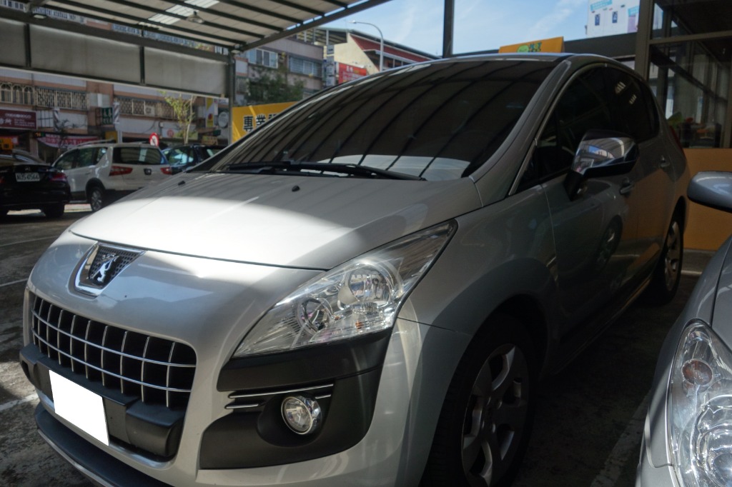 2010 Peugeot 寶獅 3008