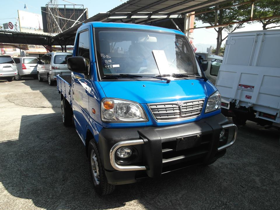 2005 Mitsubishi 三菱 商用車