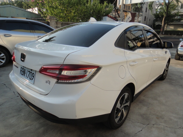 2016 Luxgen 納智捷 S3