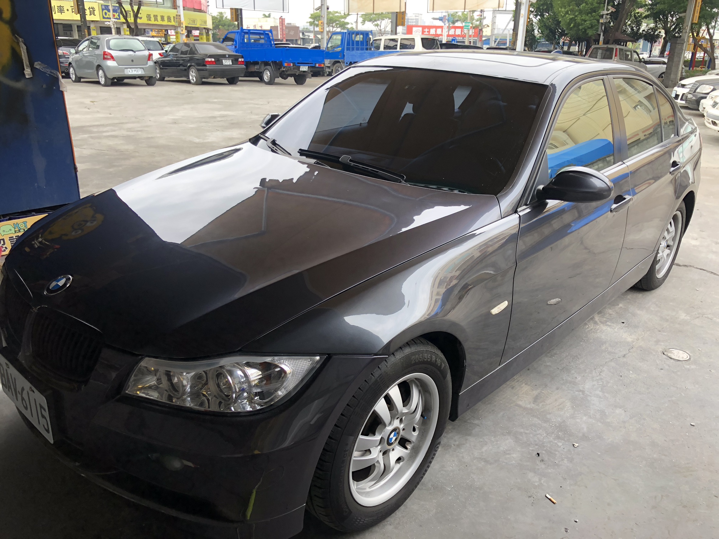 2005 Bmw 3-series sedan