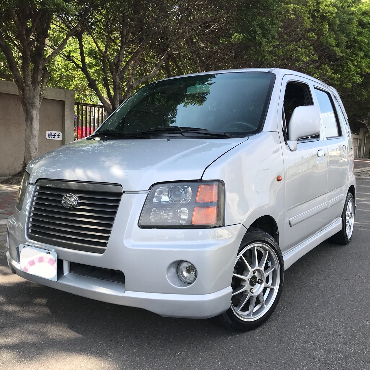 2004 Suzuki Solio