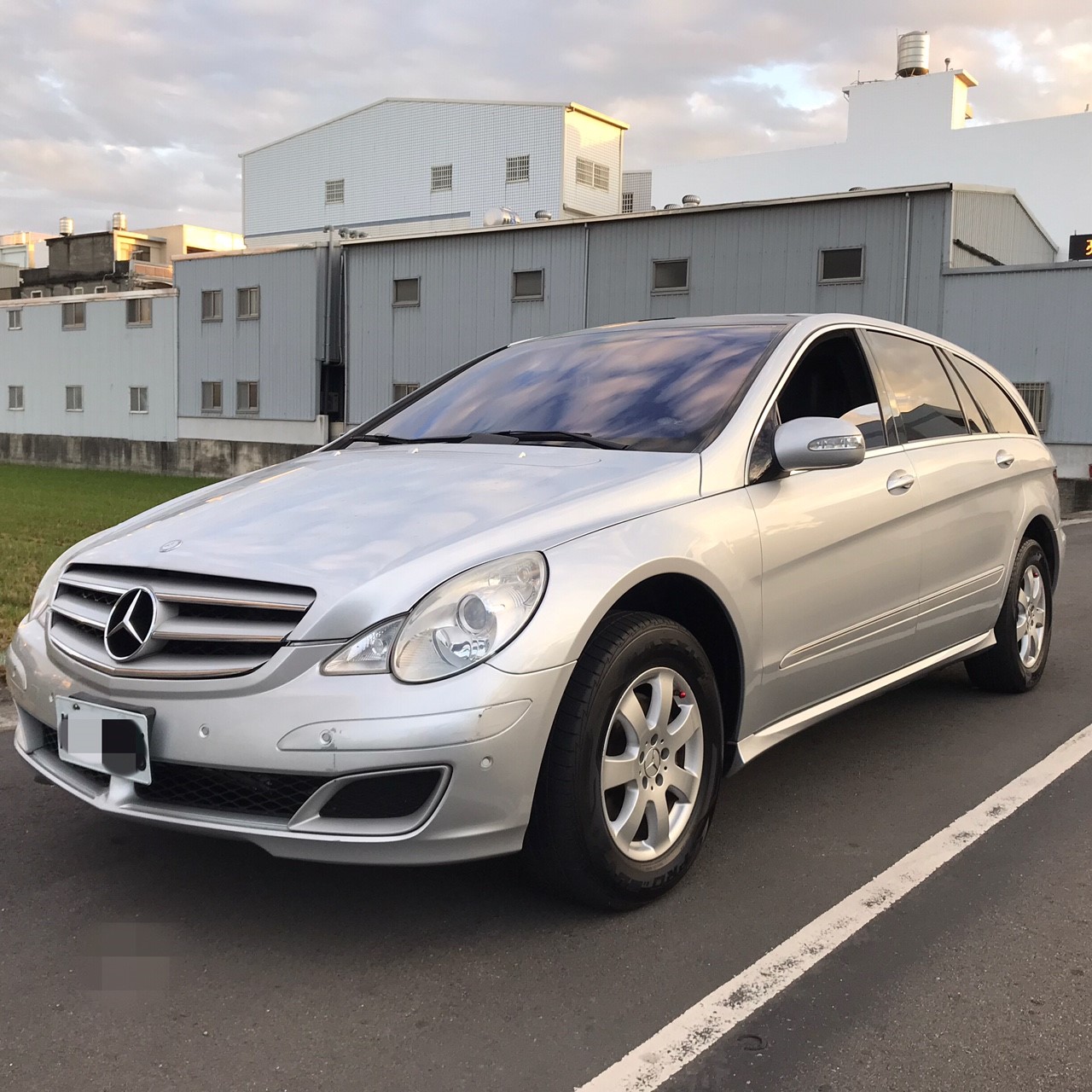 2007 M-benz R-class