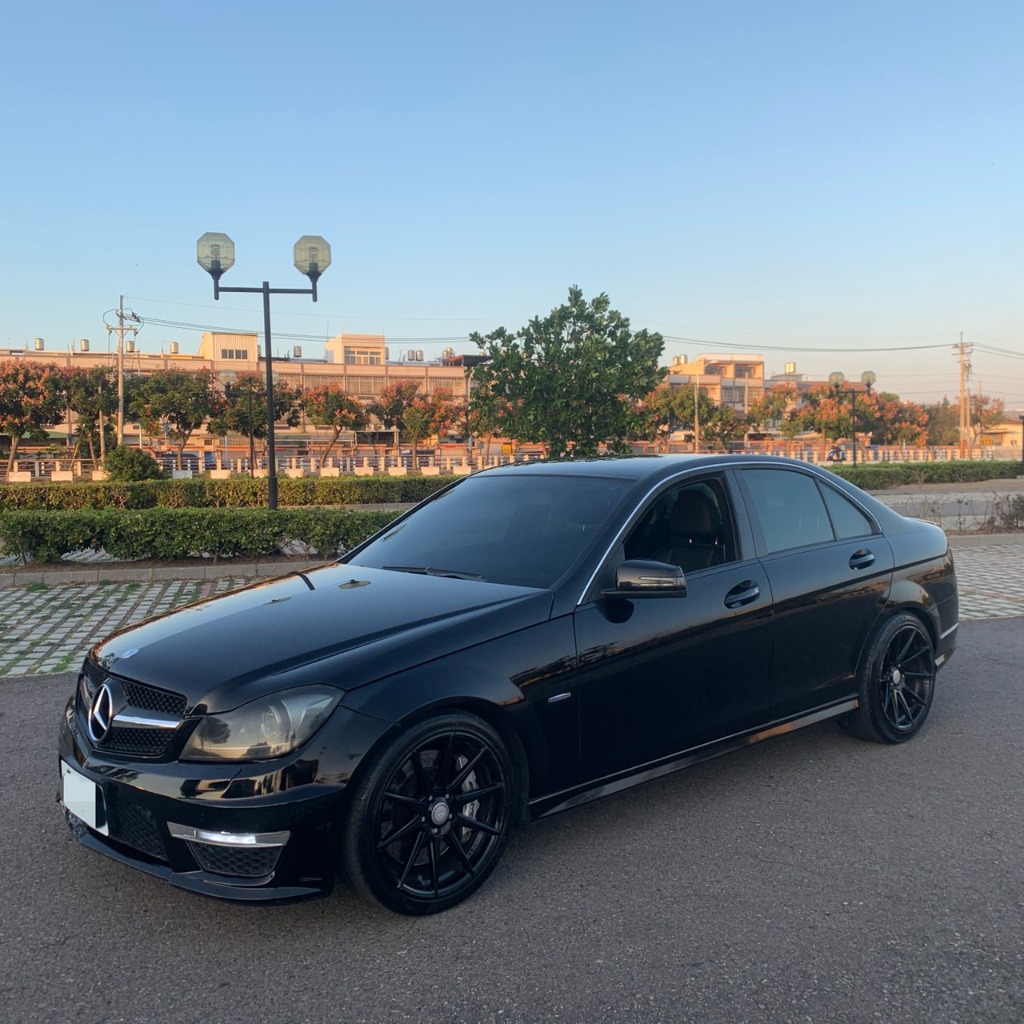 2011 M-Benz 賓士 C-class