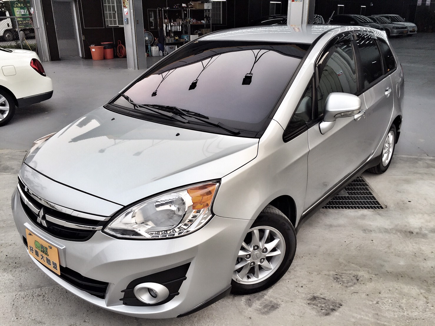 2014 Mitsubishi Colt plus