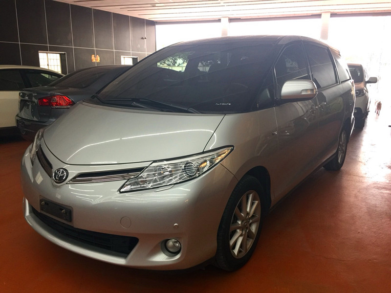 2013 Toyota 豐田 Previa