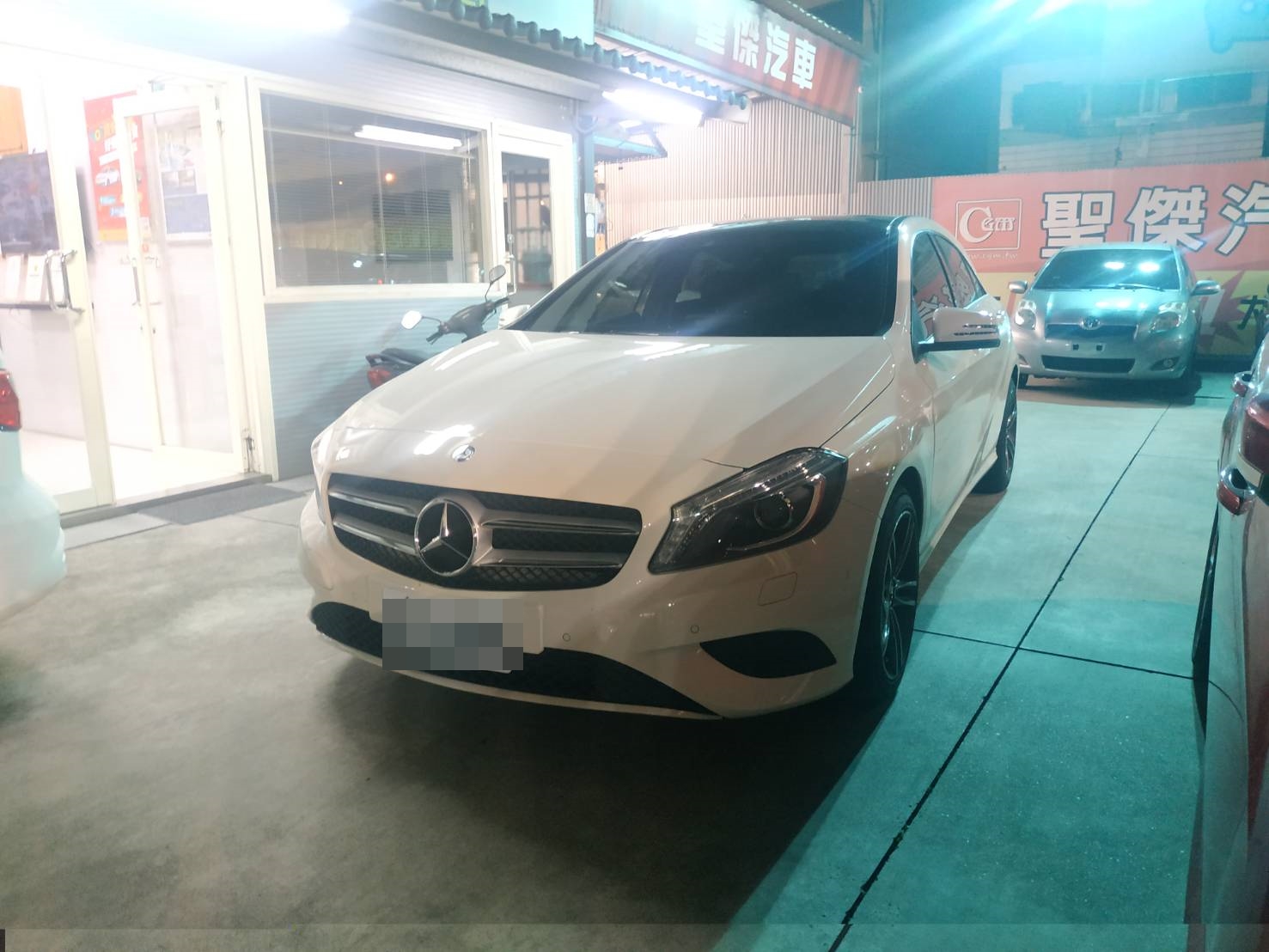 2014 M-Benz 賓士 A-class
