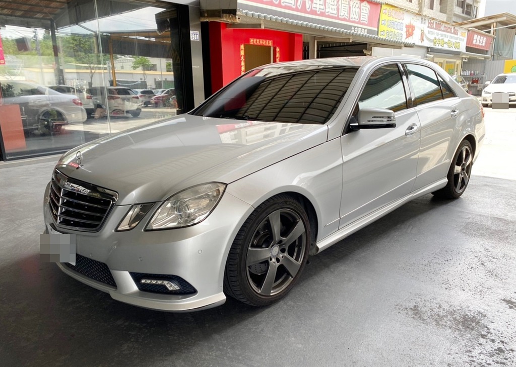 2011 M-Benz 賓士 E-class