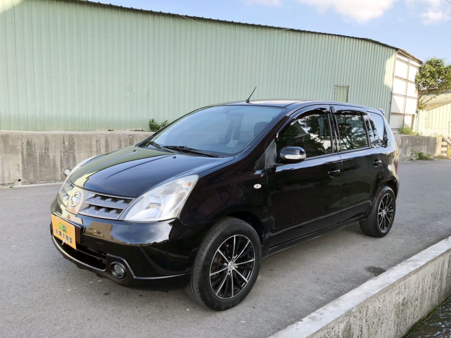 2010 Nissan 日產 Livina