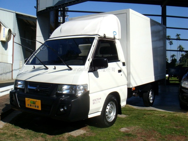 2013 Mitsubishi 三菱 商用車