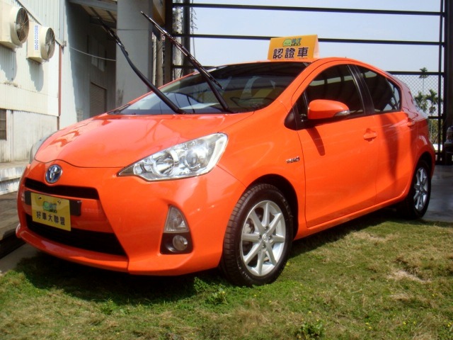 2013 Toyota 豐田 Prius c