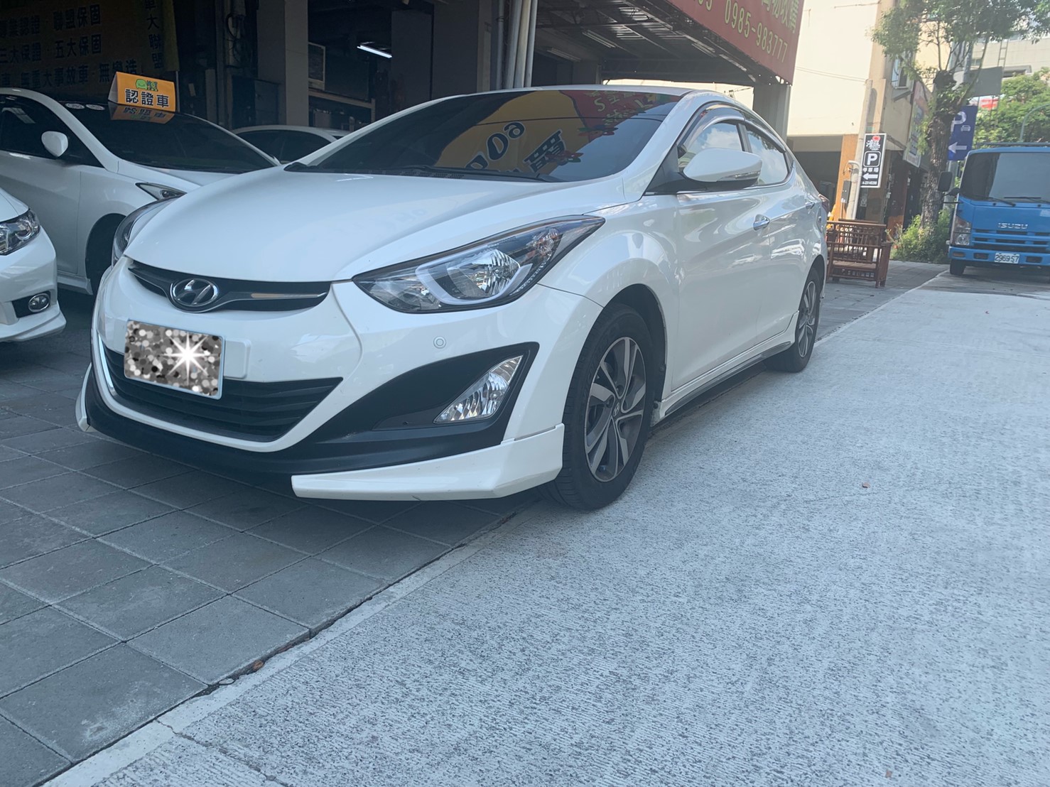 2016 Hyundai 現代 Elantra