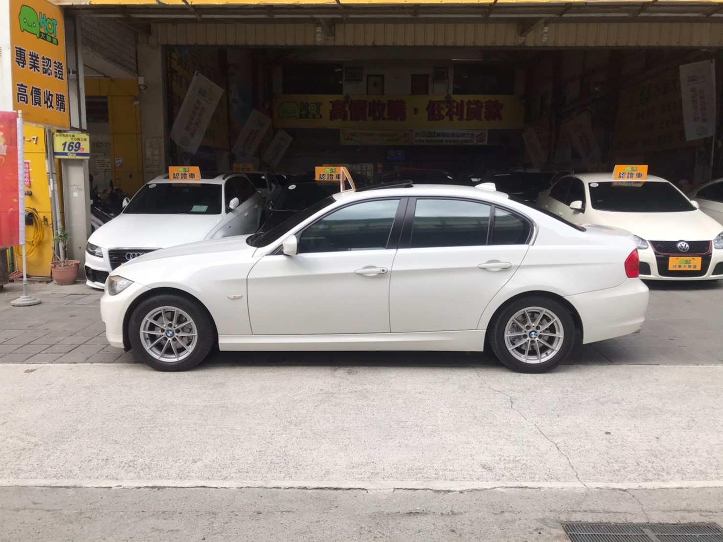 2011 BMW 寶馬 3 series sedan