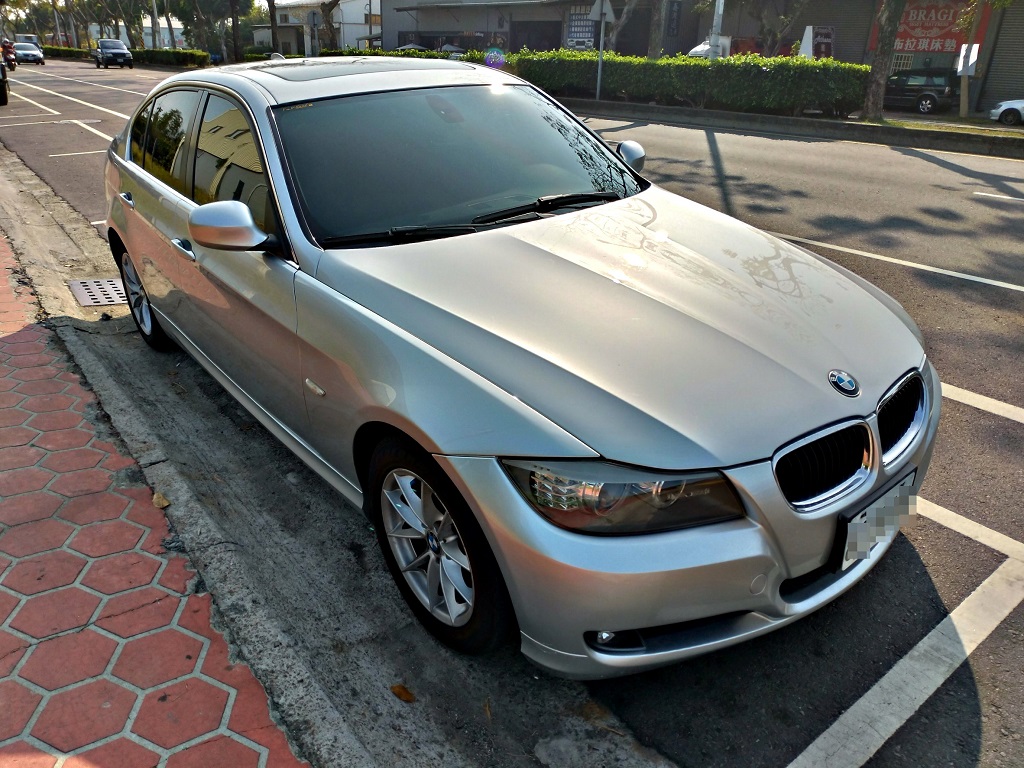2011 Bmw 3-series sedan