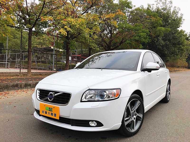 2011 Volvo S40