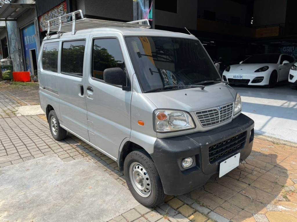 Hot大聯盟 Mitsubishi Veryca 菱利1 2箱型車麵包車置頂架已更改完成驗車免煩惱可改貨車牌