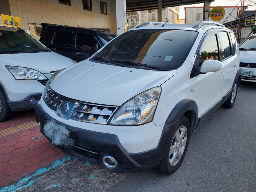 2010 Nissan 日產 Livina