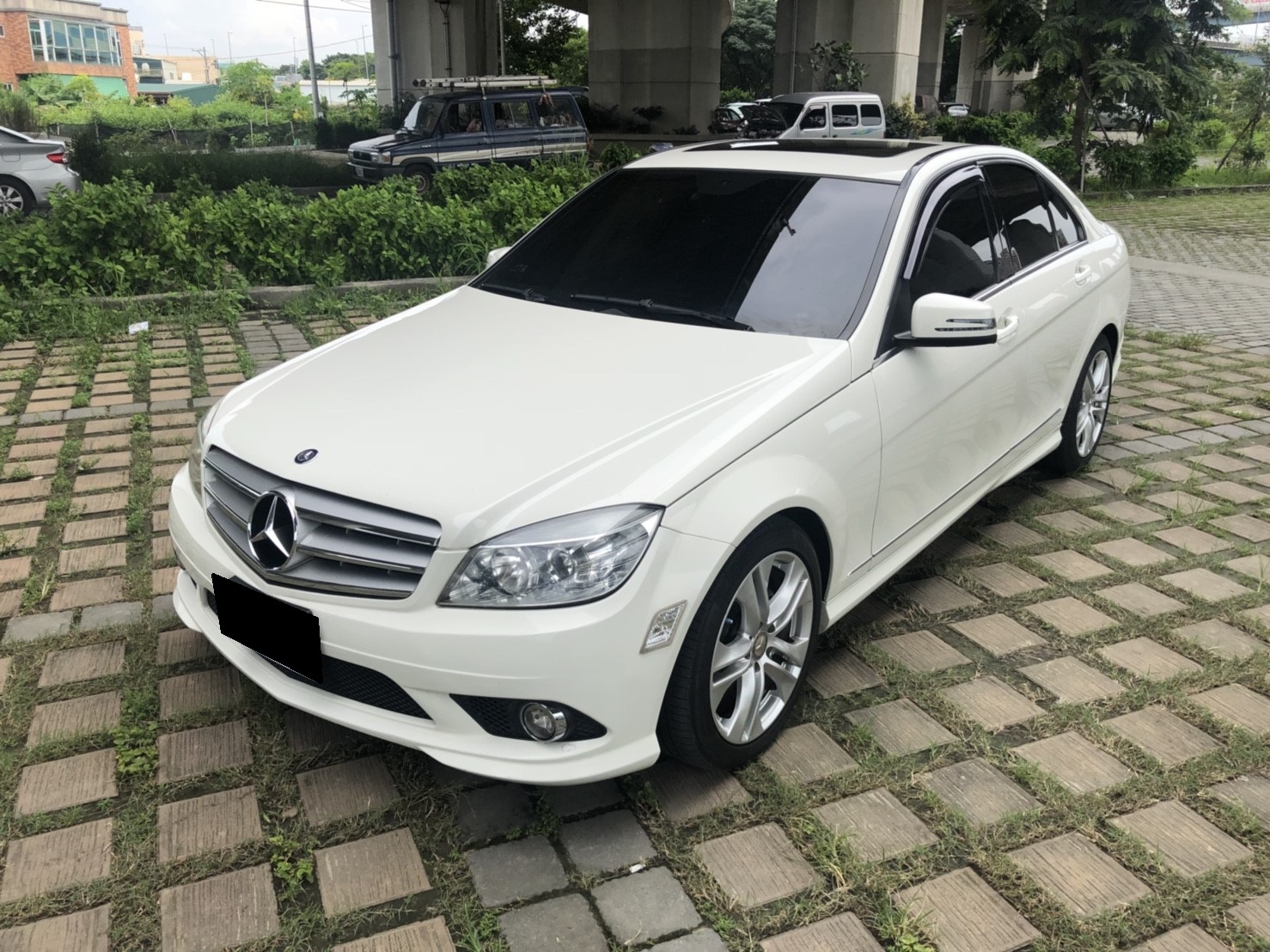 2010 M-benz C-class