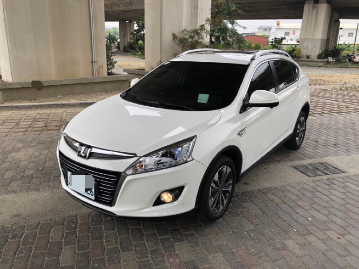 2017 Luxgen U6 turbo
